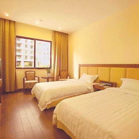 Star City Hotel Guangzhou Room photo